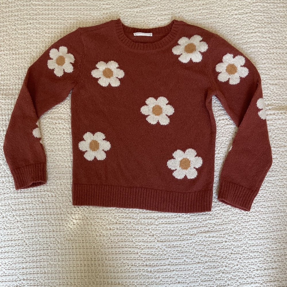 Amy Byer -Girls large daisy - embellished sweater